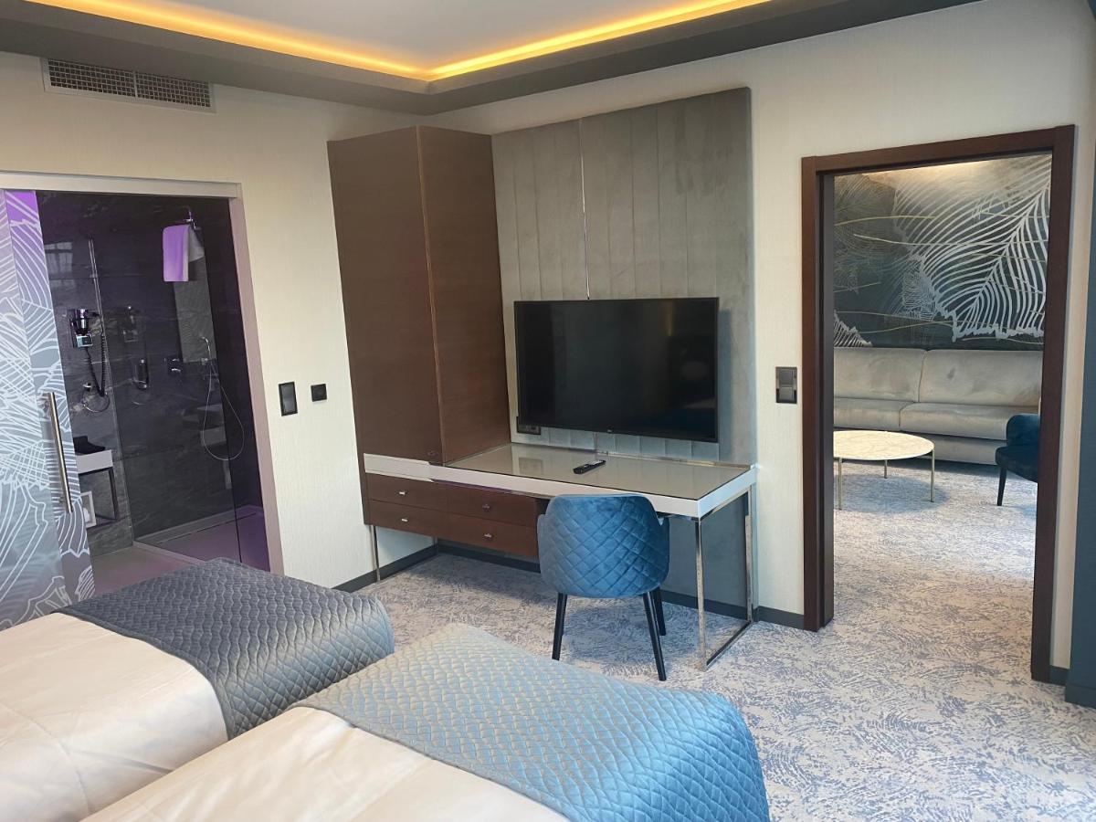 Tisia Hotel & Spa Тисауйварош Екстер'єр фото