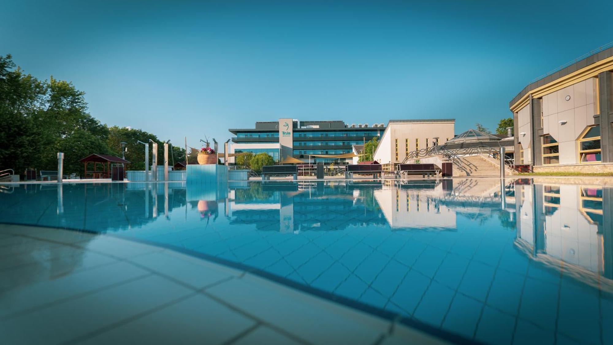 Tisia Hotel & Spa Тисауйварош Екстер'єр фото